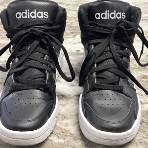 Ladies Adidas high top size 8